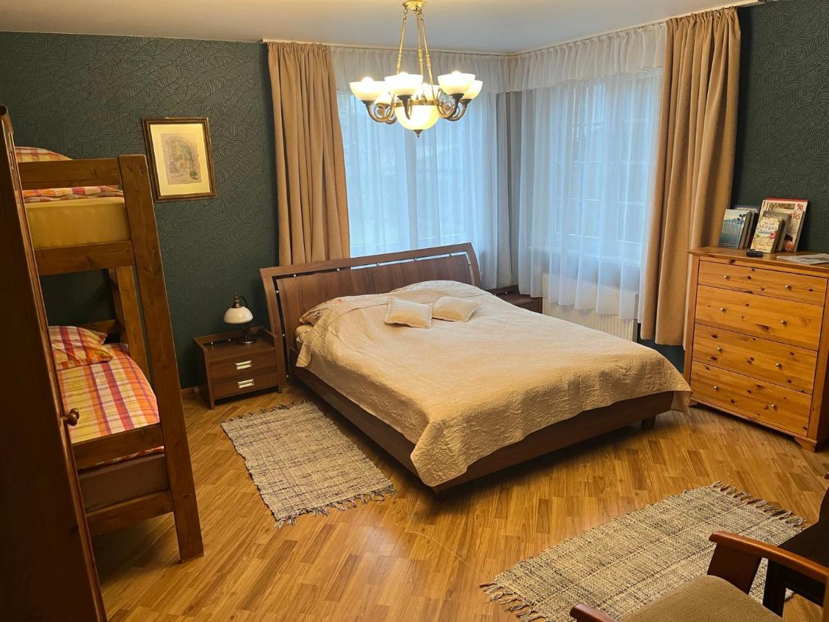 Family House Room Salacgrīva Esterno foto
